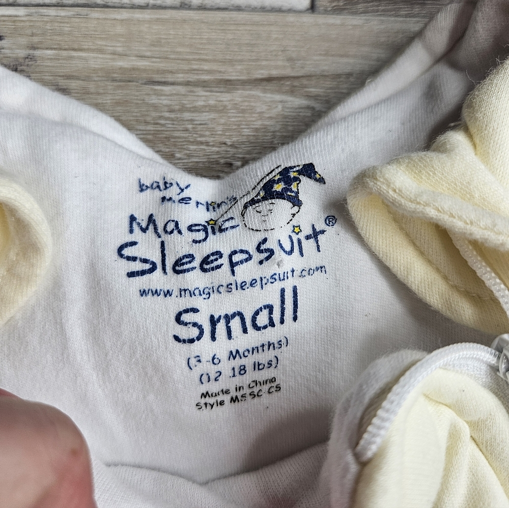Baby Merlin's Magic Sleepsuit Small 3-6 Months Yellow - Picture 4 of 9